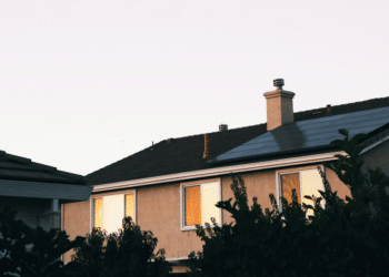 Cummings Plumbing Looks At How Solar-Powered Plumbing Systems Are Making Waves