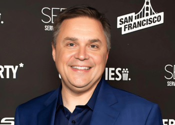 From Yahoo to Queerty: Scott Gatz's Journey in LGBTQ Media