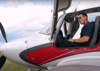 Felix Huettenbach On Stepping Out of Your Comfort Zone – Way Out