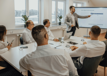 KVK Tech Explores the Role of Customer Service