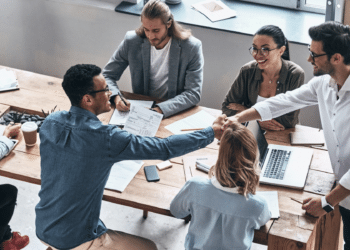 Personal Branding: Shaping Career Success in California’s Job Market