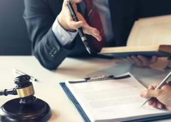 California’s Legal Industry Adapts to AI—But Can It Compete?