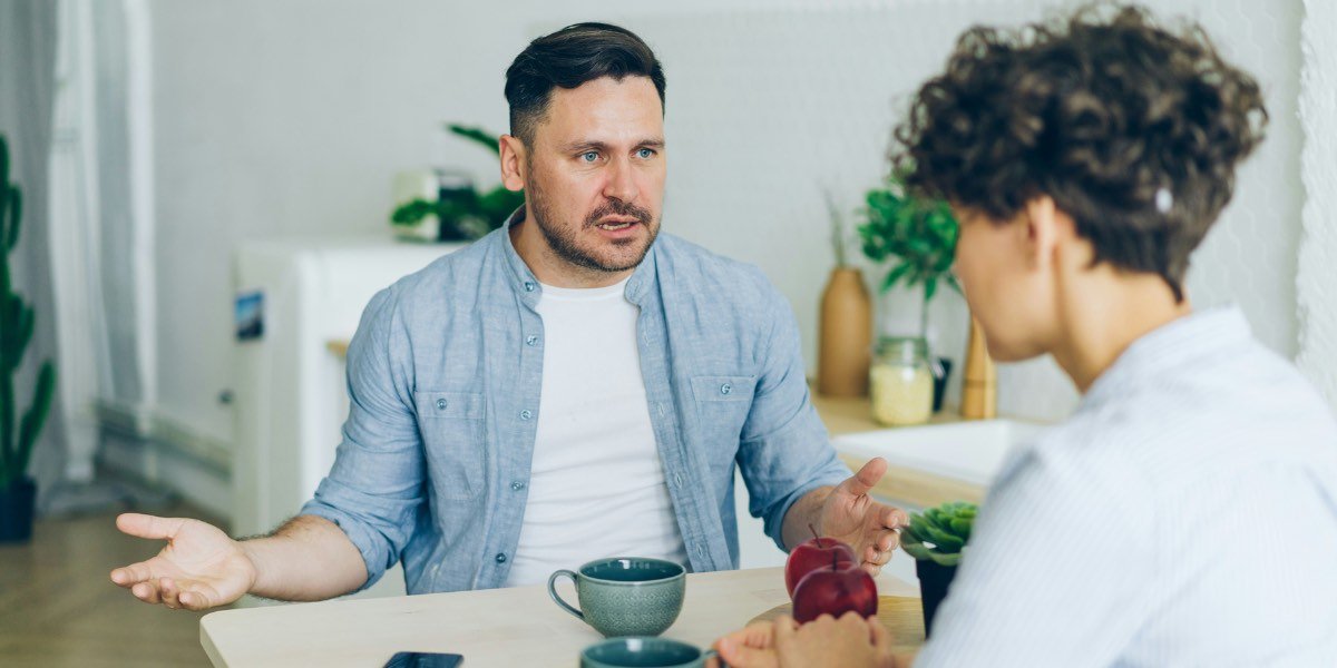 How Tone and Timing Affect Everyday Conversations