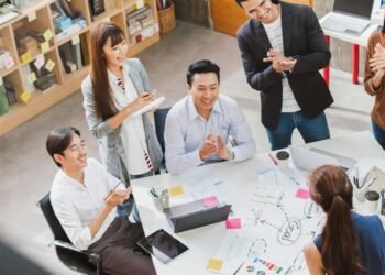 How to Gracefully Decline Favors Without Hurting Relationships