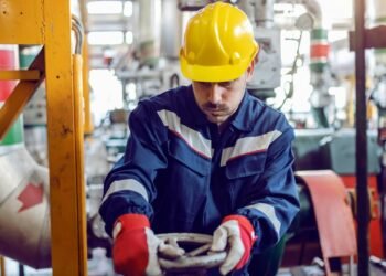 California Tests Hydrogen-Blended Gas as Climate Tool, Prompting Safety and Cost Debate