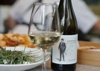 Wine & Champagne Gifts: The Ideal Occasions to Gift a Good White Wine