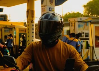 California Gas Prices Top $5.20 Why Your Commute is Getting More Expensive
