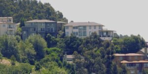 What Oakland Homeowners Should Know About Lead Hazards in Older Properties