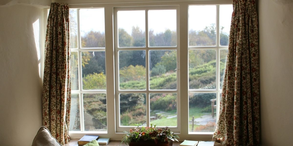 Does Home Window Tinting in Encinitas Actually Lower Your Energy Bill?