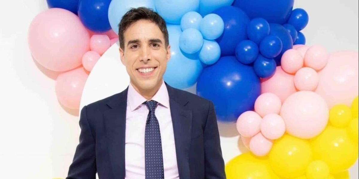 From a Mall Kiosk to Corporate Balloon Decor for Fortune 500 Brands: One Balloon Artist's Path